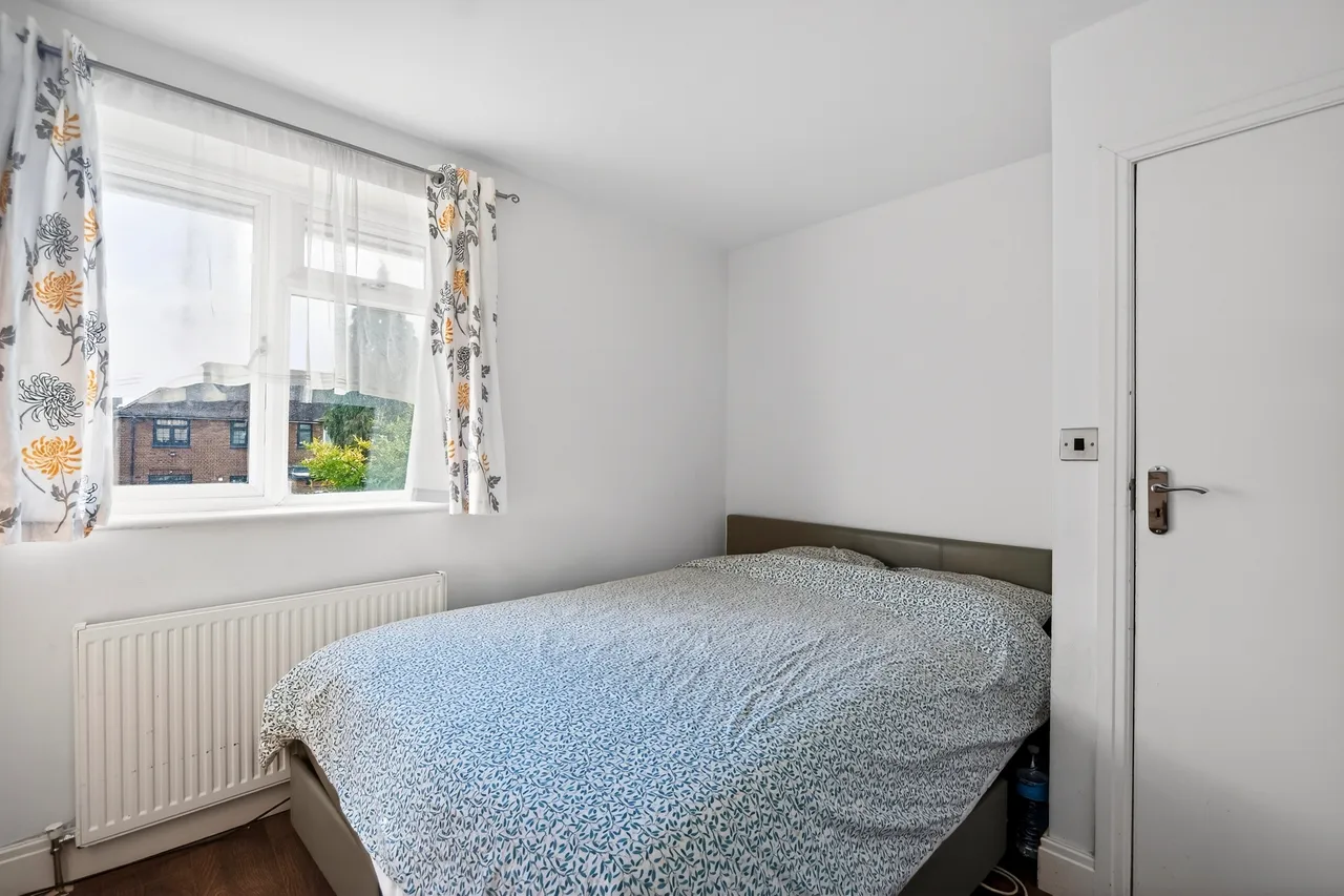 Sussex Road, London, E6, photo 18