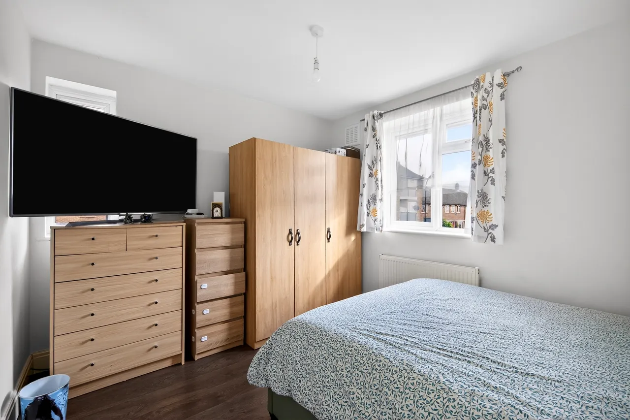 Sussex Road, London, E6, photo 16