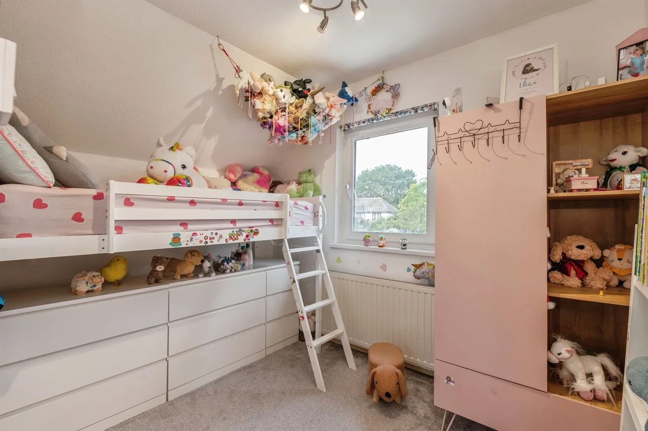 South End Road, Rainham, RM13, photo 8