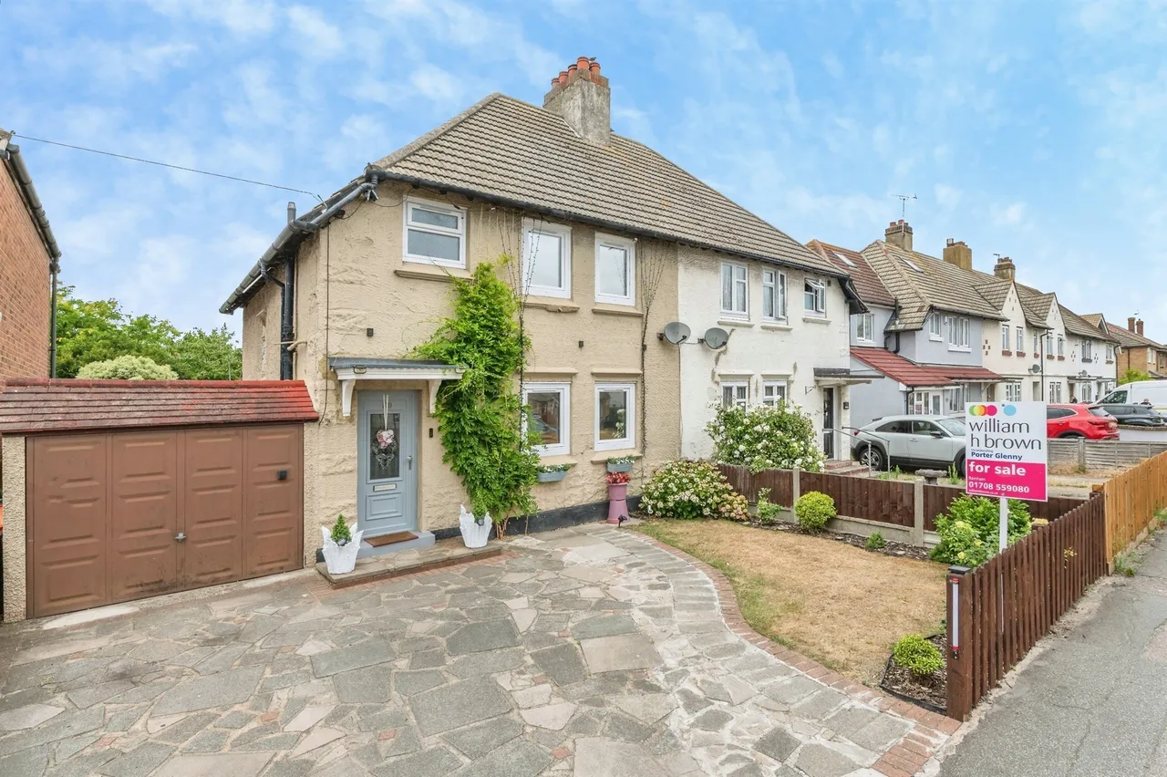 South End Road, Rainham, RM13, photo 3
