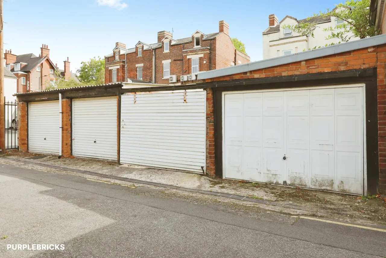Thorne Road, Doncaster, DN1, photo 29