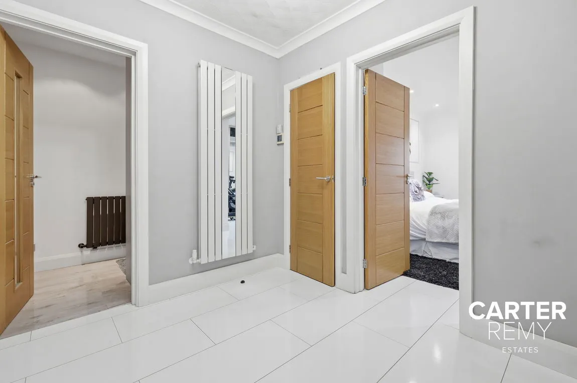 Woodward Close, Grays, RM17 5RP, photo 5