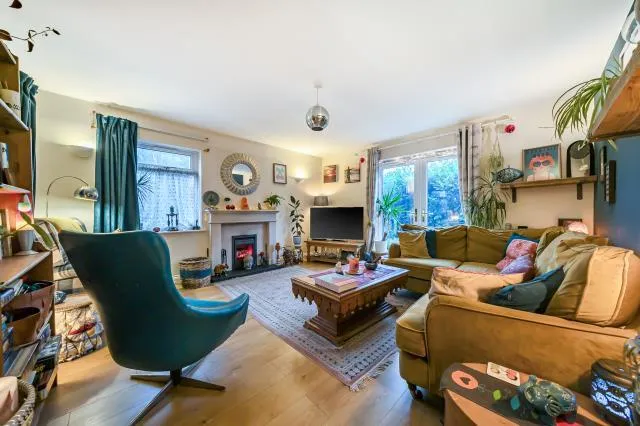 Huntington Lane, Hereford, HR4, photo 2