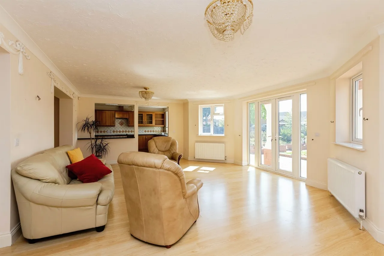 Elwyndene Road, March, PE15, photo 9