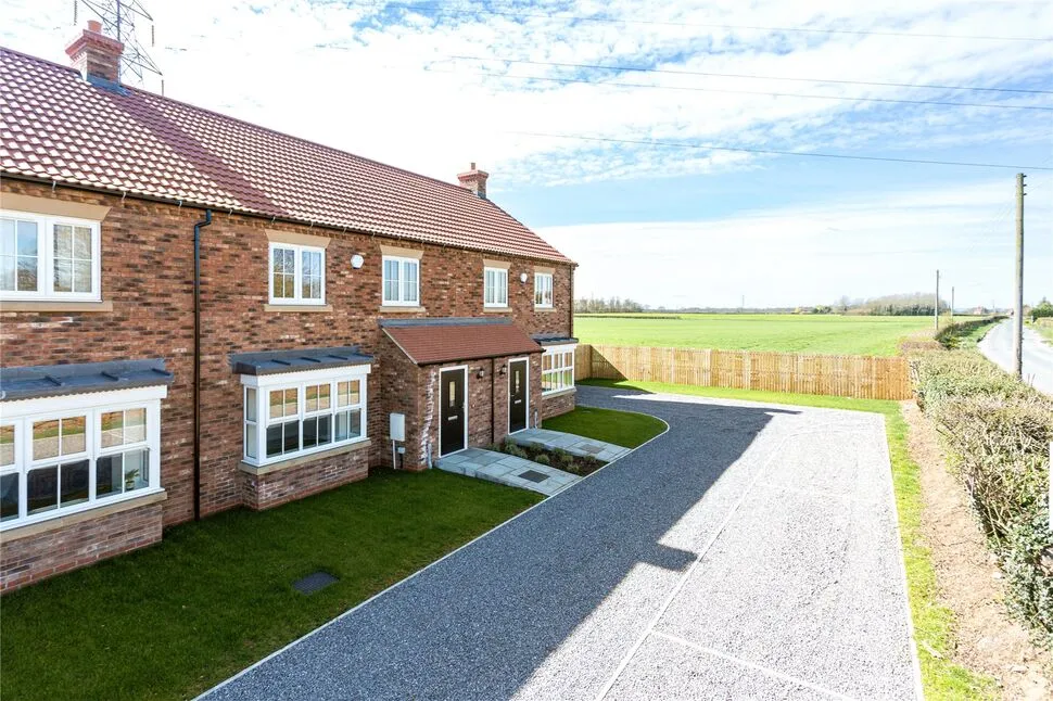 Tollerton Road, Huby, YO61, photo 17