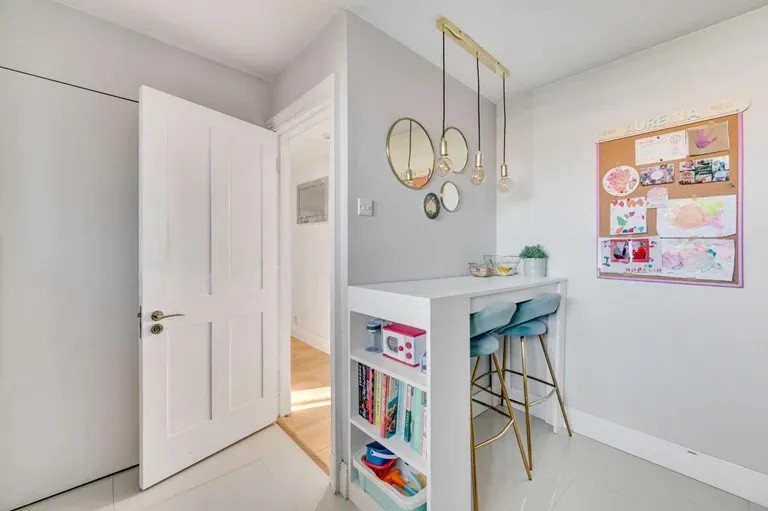 Clement Close, Brondesbury Park, NW6 7AN, photo 9