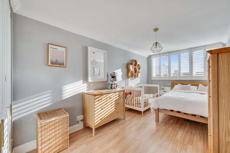 Clement Close, Brondesbury Park, NW6 7AN, photo 3
