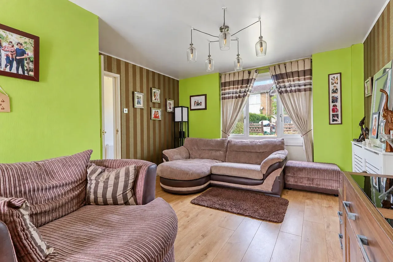 Hithercroft Road, High Wycombe, HP13, photo 4