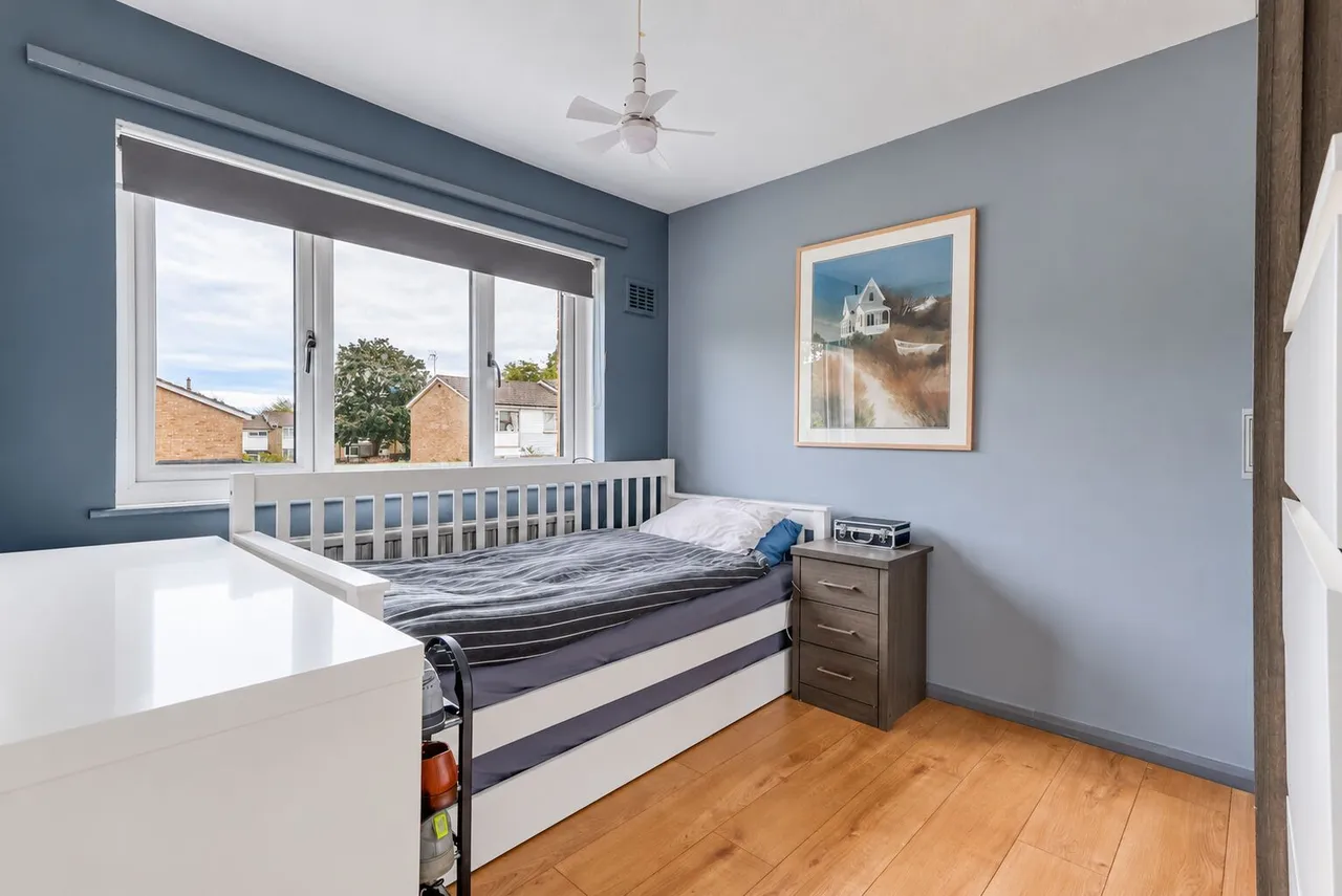 Hithercroft Road, High Wycombe, HP13, photo 8
