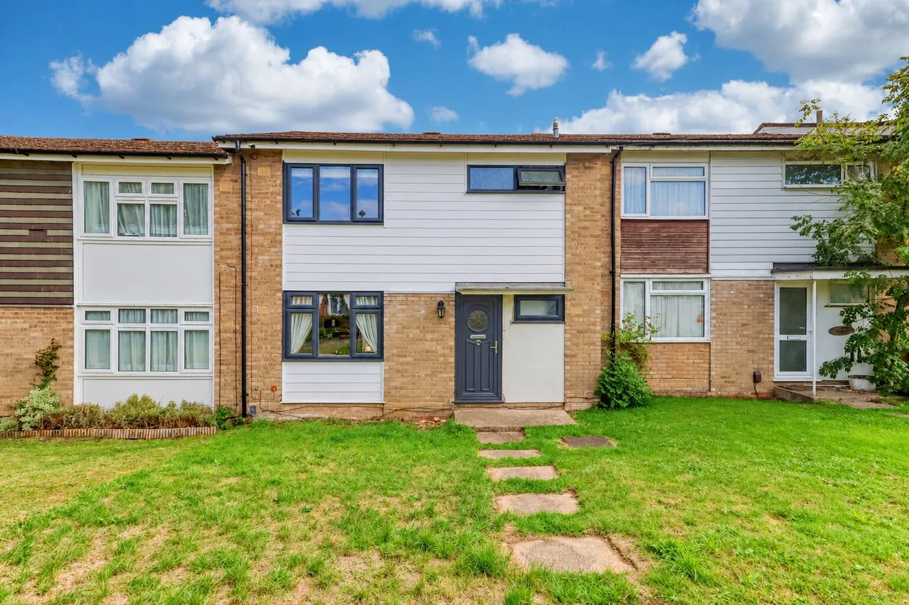 3 bed house for sale, Hithercroft Road, High Wycombe, HP13