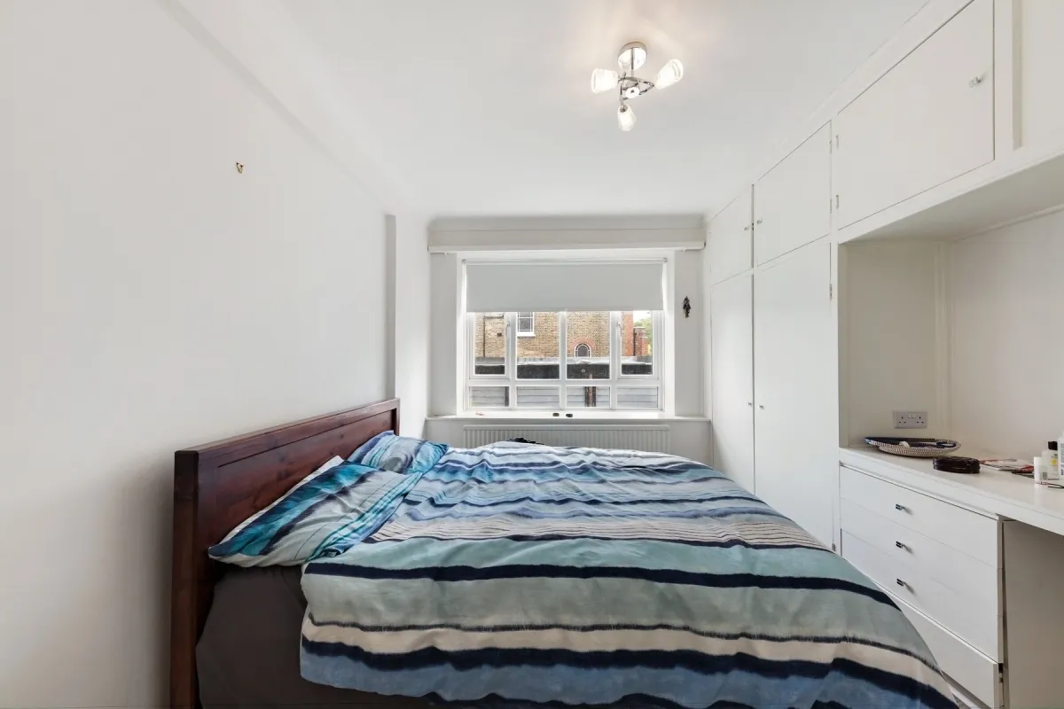 Mapesbury Road, London, NW2, photo 8