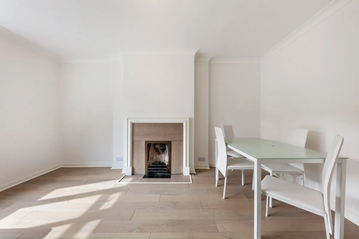 Mapesbury Road, London, NW2, photo 6