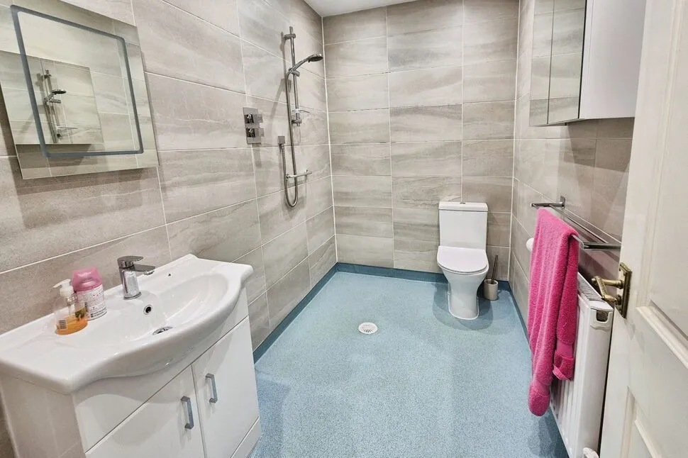 Alexandra Road, Clevedon, North Somerset, BS21, photo 4