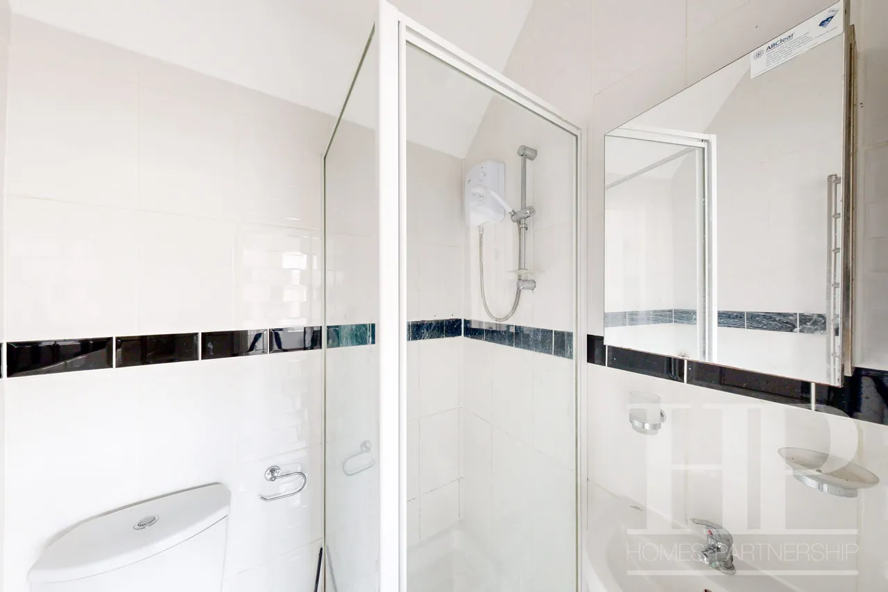 Ifield Road, Crawley, RH11, photo 2