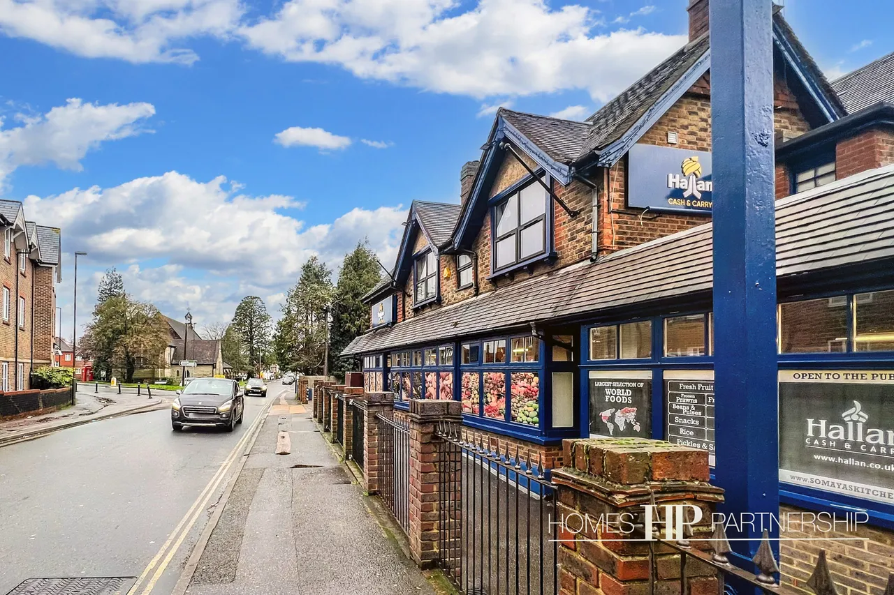 Ifield Road, Crawley, RH11, photo 5