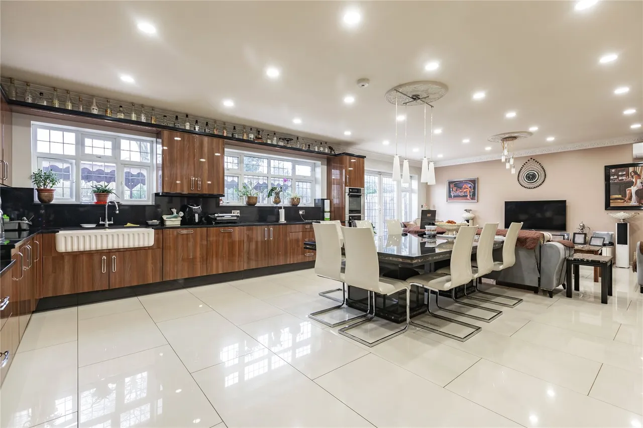 Stapleford Abbotts, Romford, RM4, photo 8