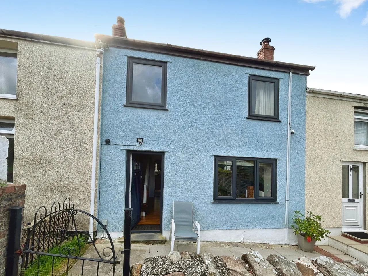 Pen Y Banc, Seven Sisters, SA10, photo 4