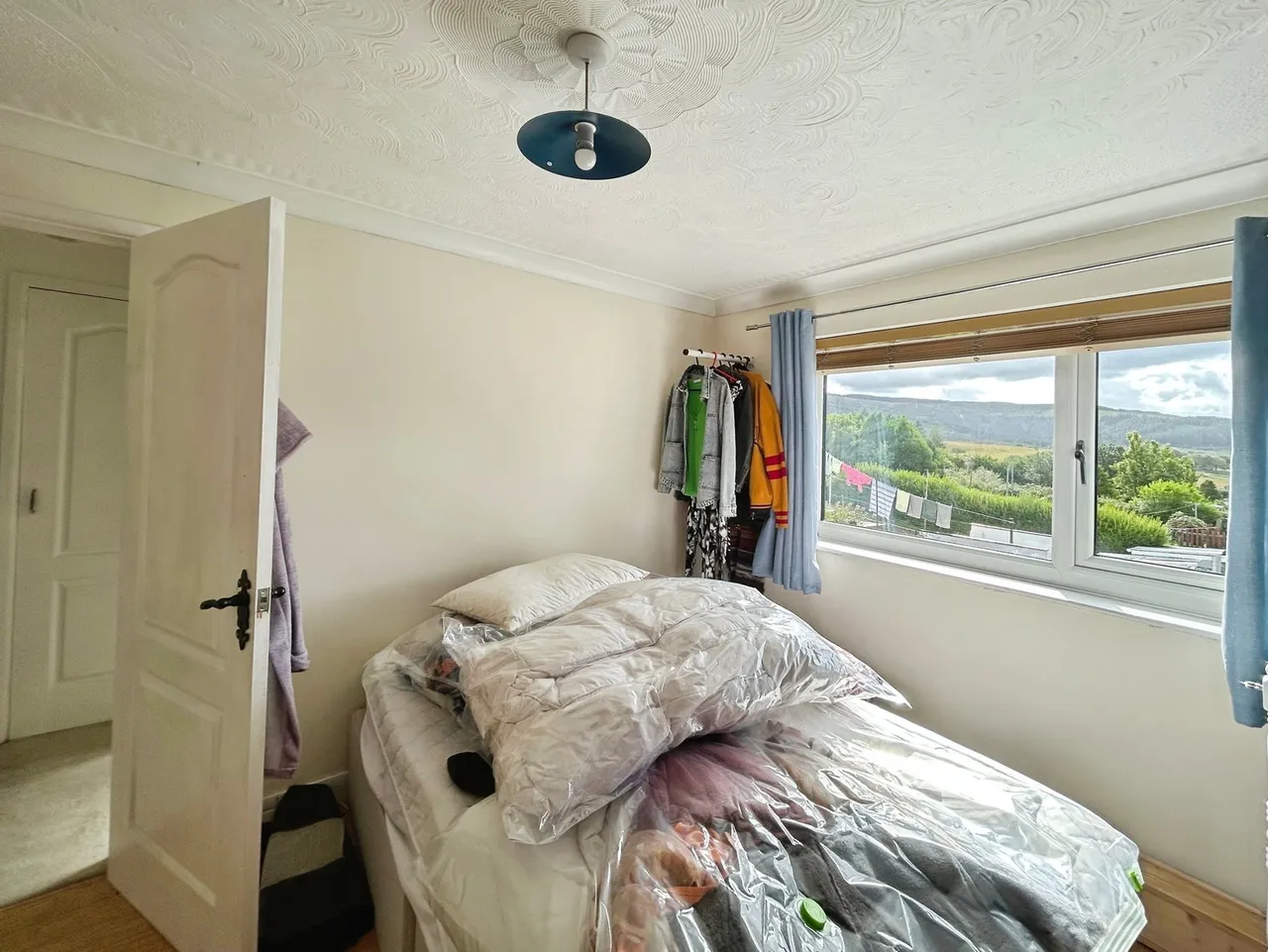 Pen Y Banc, Seven Sisters, SA10, photo 13