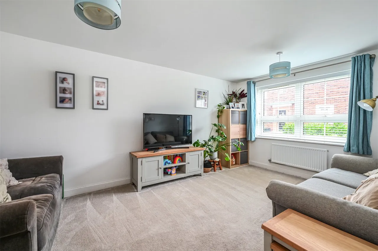 Viney Close, Hook, Hampshire, RG27 9GD, photo 4