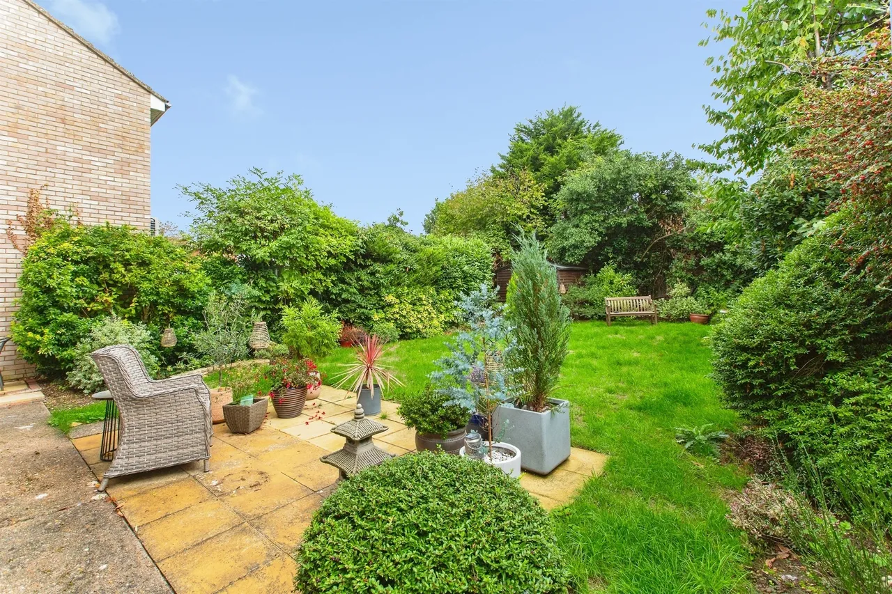 Manor Gardens, Buckden, PE19, photo 12