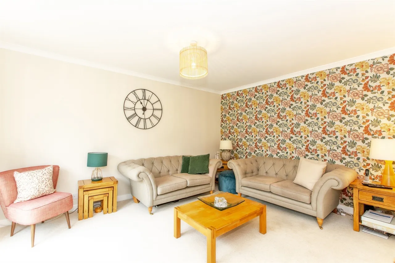 Manor Gardens, Buckden, PE19, photo 14