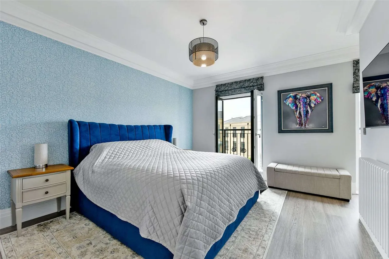 Summerbee Drive, Cheltenham, Gloucestershire, GL51 6TP, photo 6