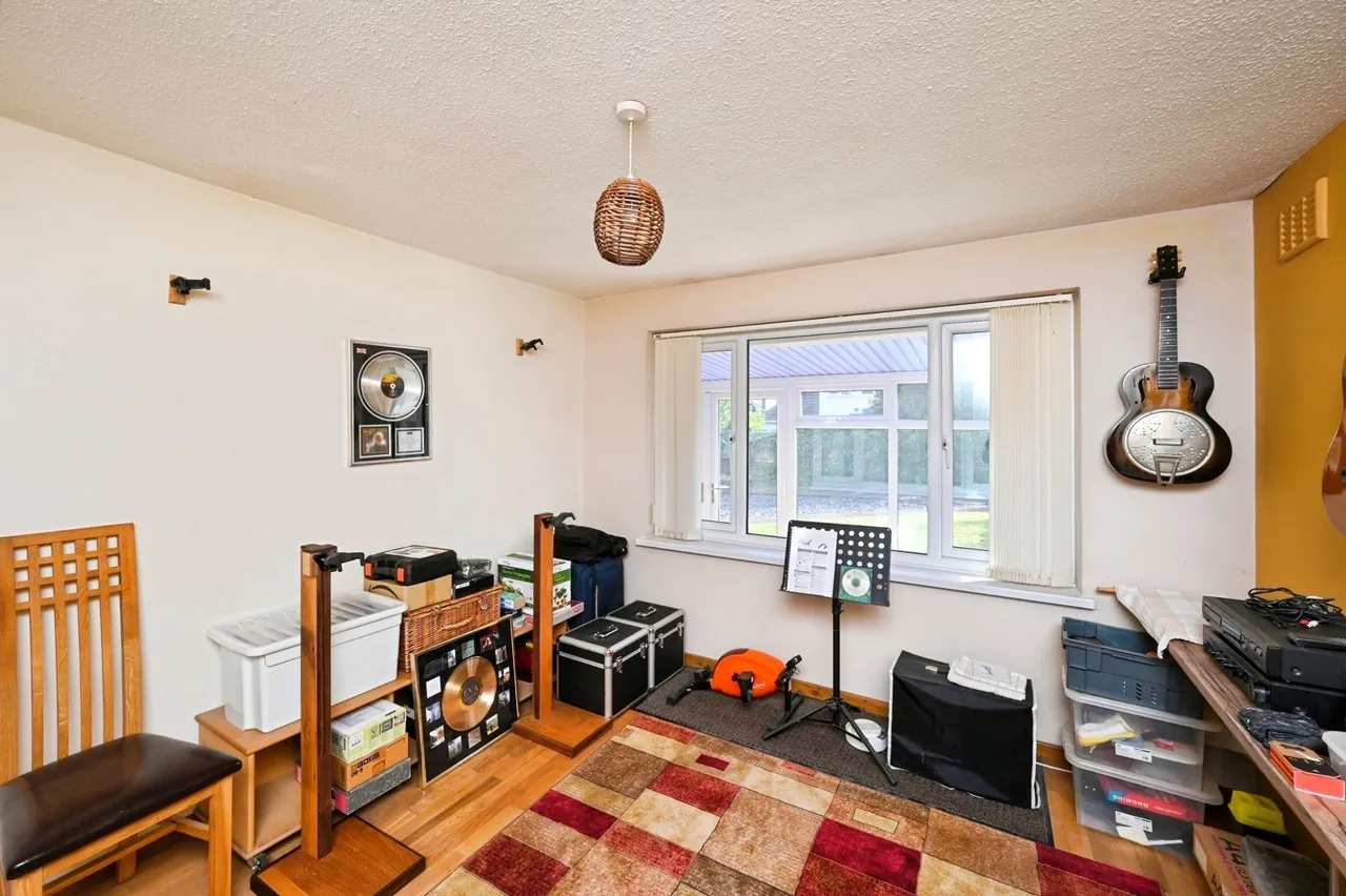 Philip Avenue, Nuthall, Nottingham, Nottinghamshire, NG16, photo 8