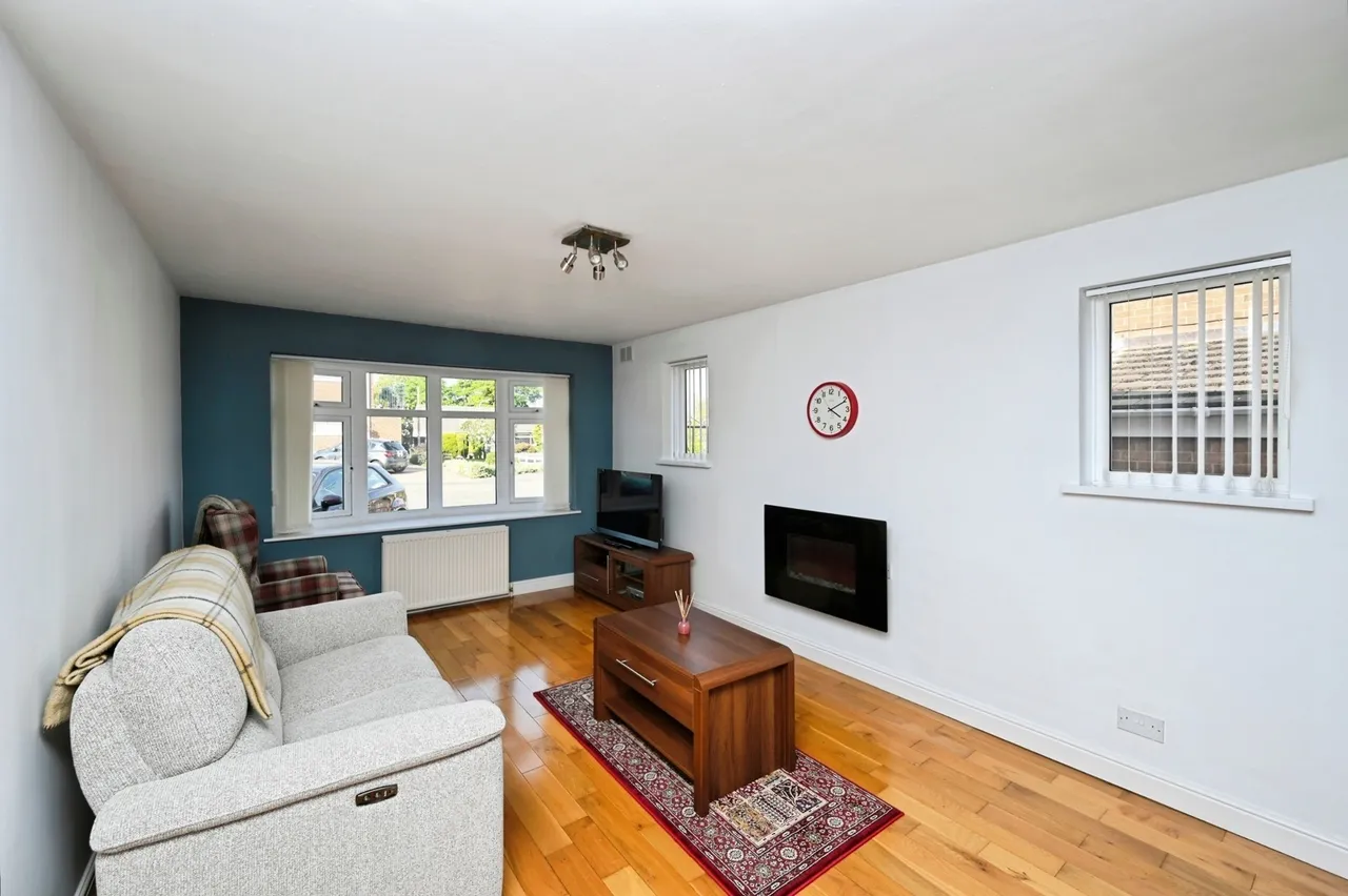 Philip Avenue, Nuthall, Nottingham, Nottinghamshire, NG16, photo 5