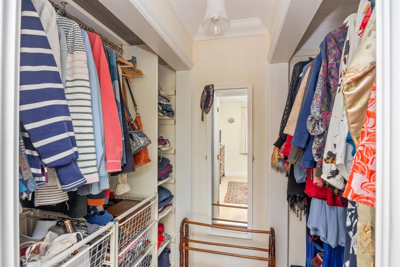Britts Farm Road, Buxted, Uckfield, East Sussex, TN22 4LZ, photo 12