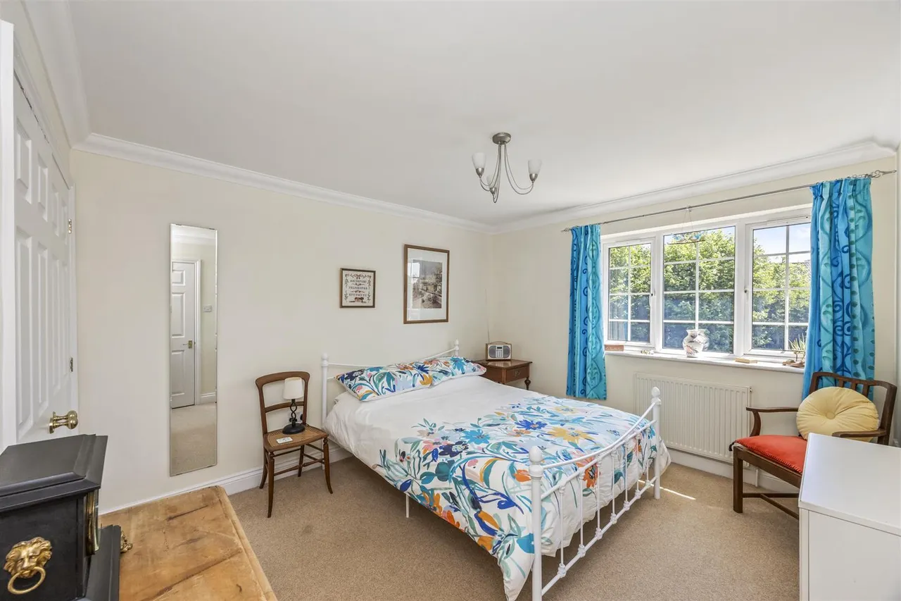 Britts Farm Road, Buxted, Uckfield, East Sussex, TN22 4LZ, photo 15
