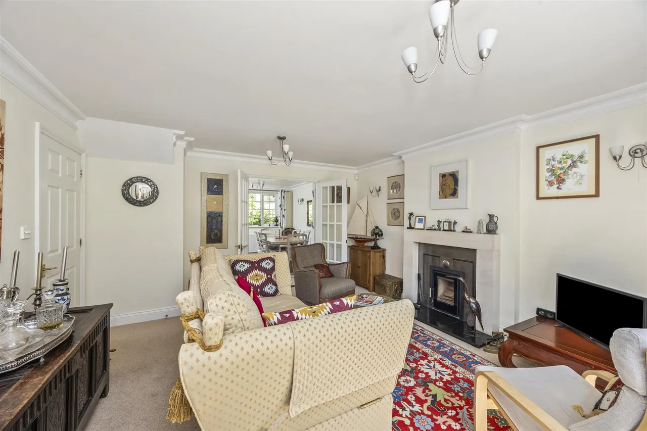 Britts Farm Road, Buxted, Uckfield, East Sussex, TN22 4LZ, photo 8