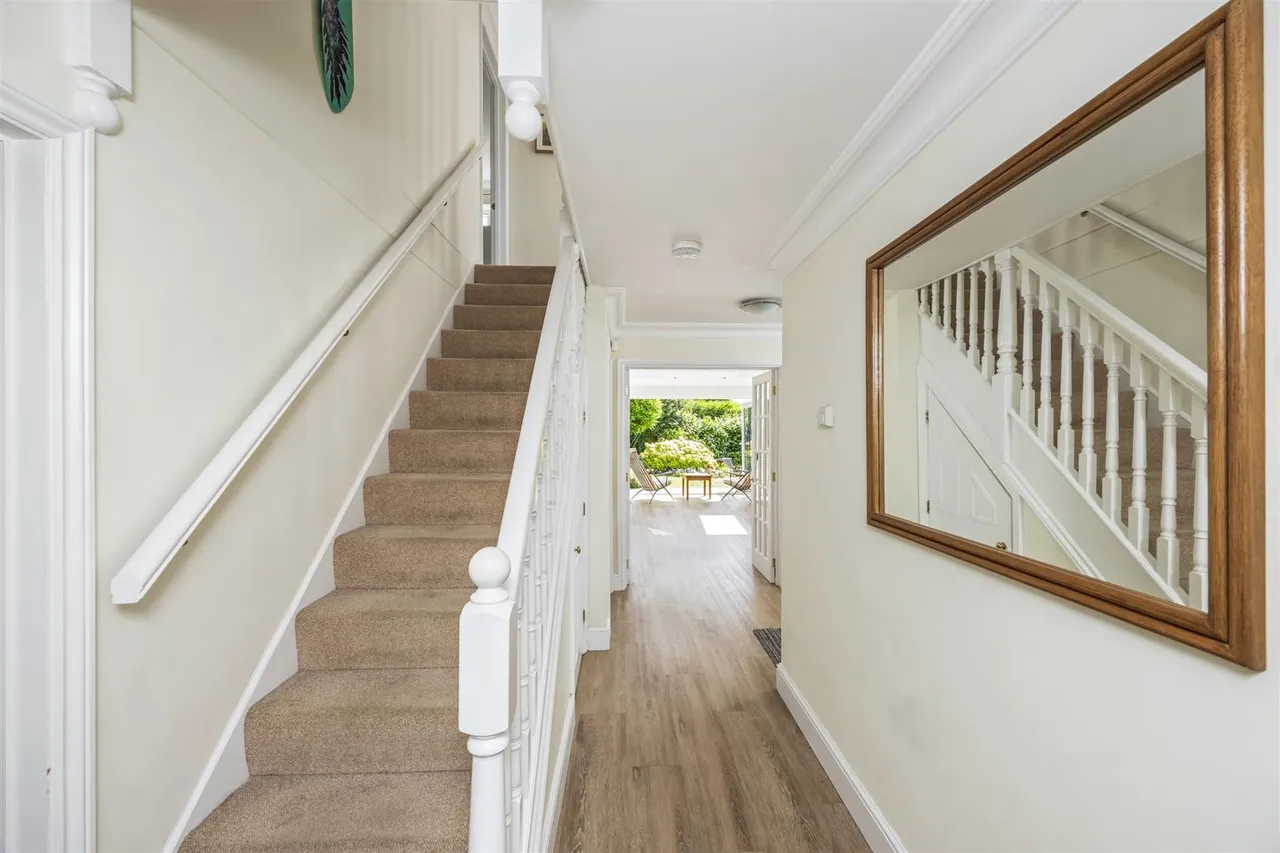 Britts Farm Road, Buxted, Uckfield, East Sussex, TN22 4LZ, photo 10