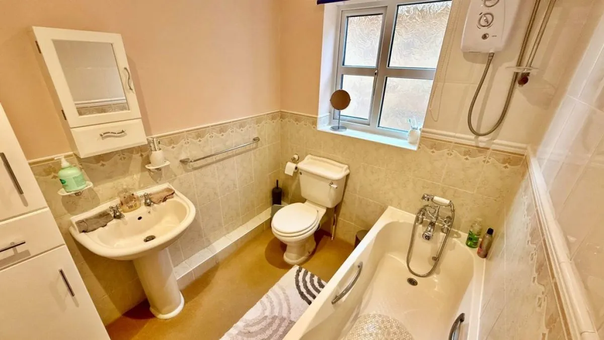 Holmfield, Fiskerton, photo 12