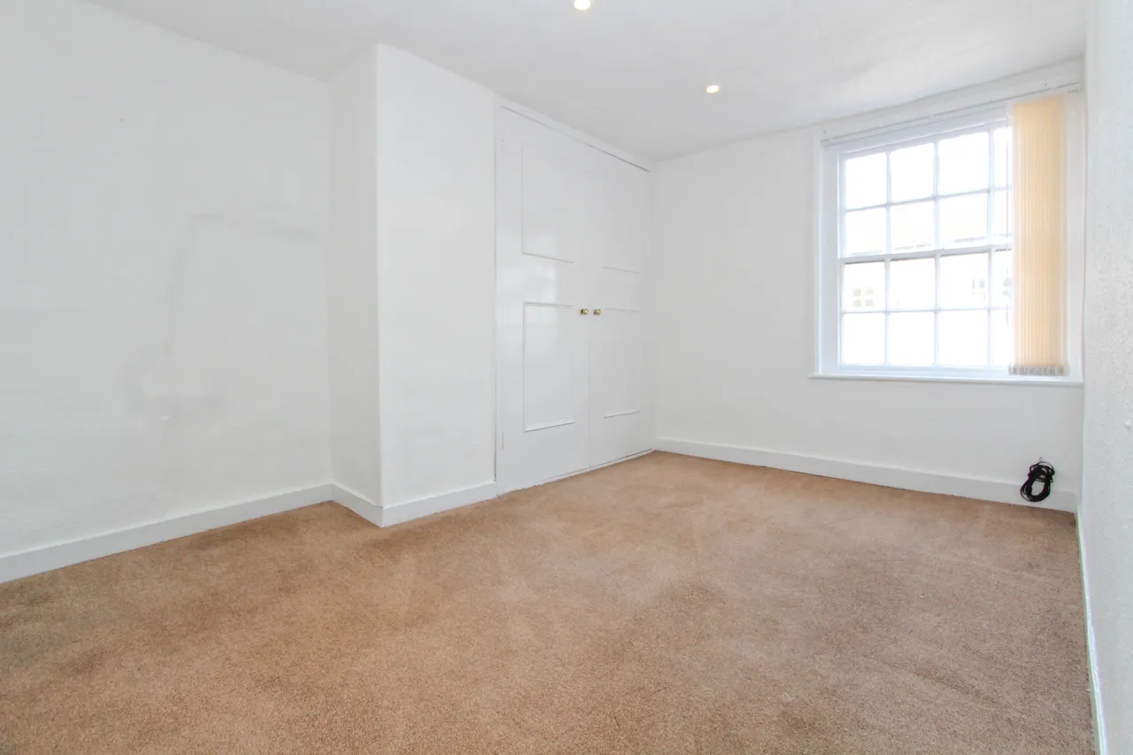 Sheep Street, Petersfield, GU32, photo 8
