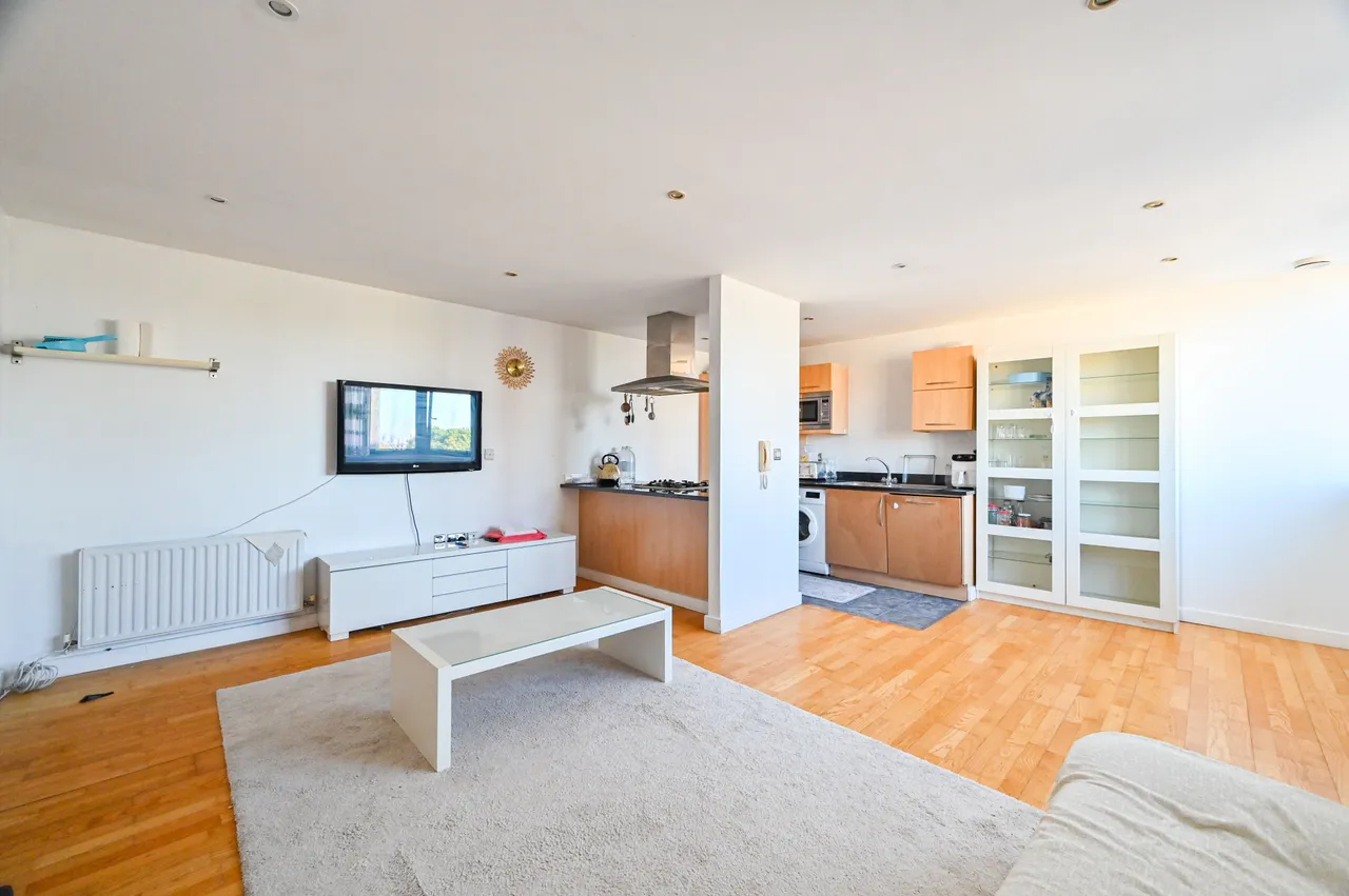 London, E14, photo 12