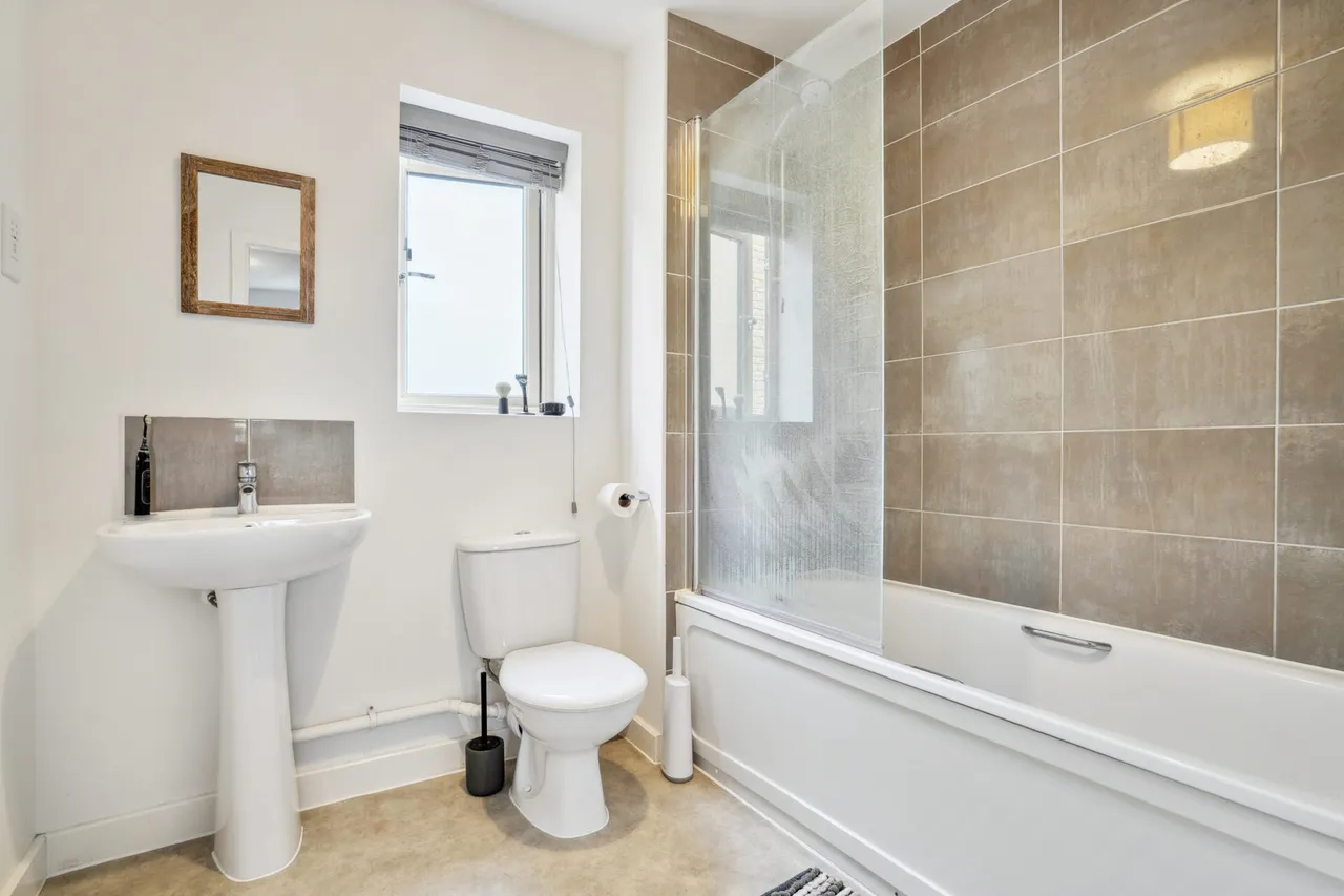 Mary Ellis Way, Witney, OX29, photo 8