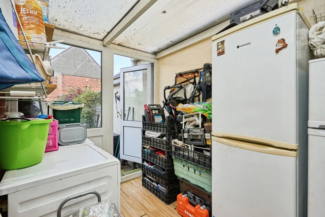 Hearn Street, Newport, PO30, photo 16