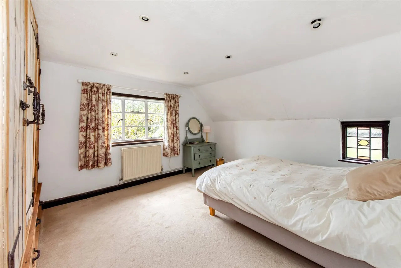 School Lane, Nutbourne, PO18, photo 9