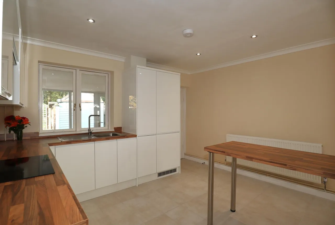 Ebony Grove, Doddington Park, LN6, photo 4