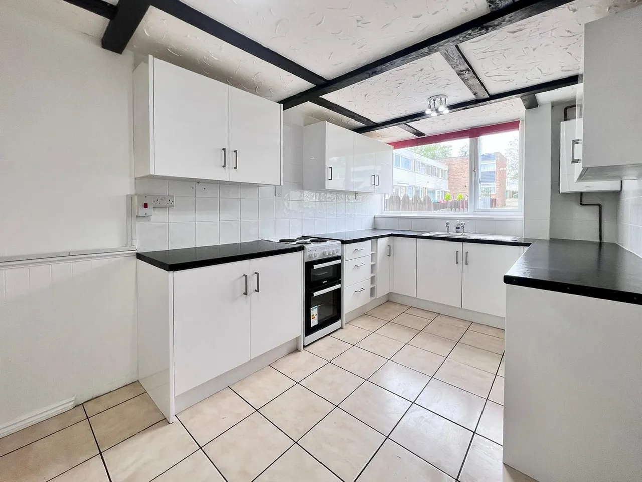 Watten Court, Bletchley, Milton Keynes, photo 2
