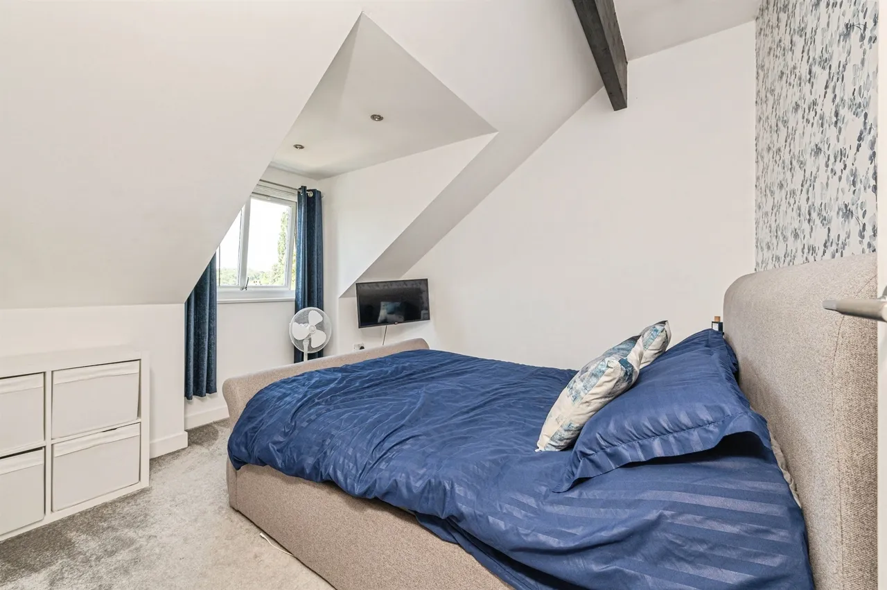 Leyland Road, Birstall, WF17, photo 9