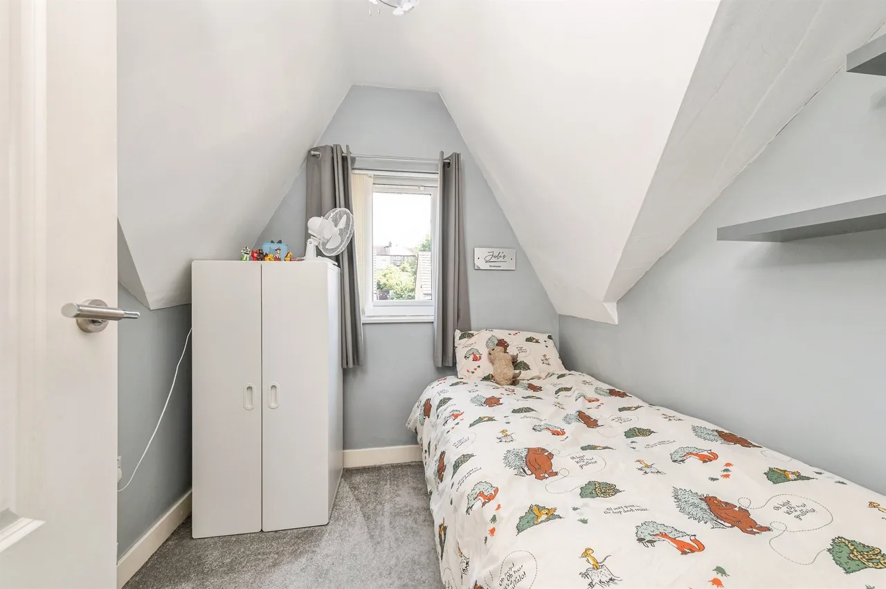 Leyland Road, Birstall, WF17, photo 11