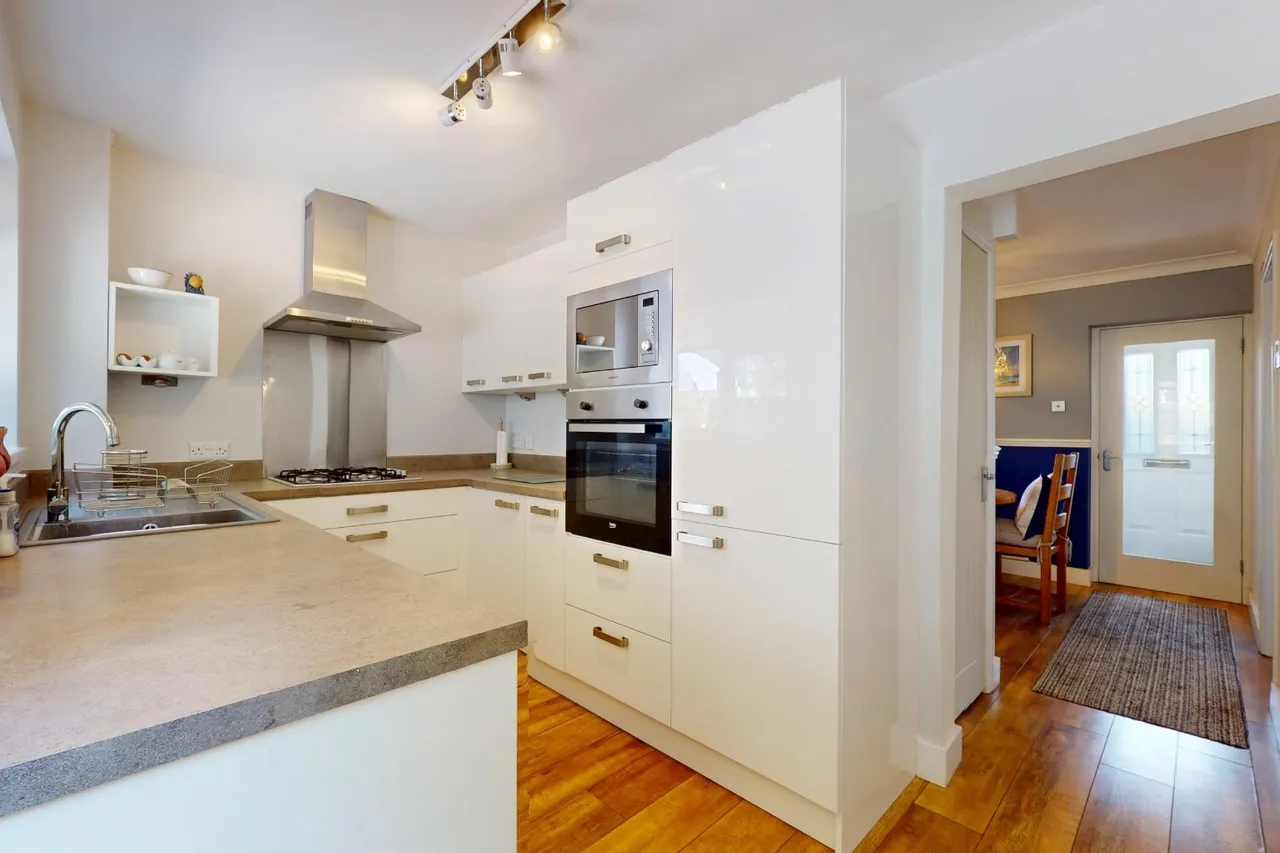 The Hawthorns, New Road, Dawley TF4 3LL, photo 2