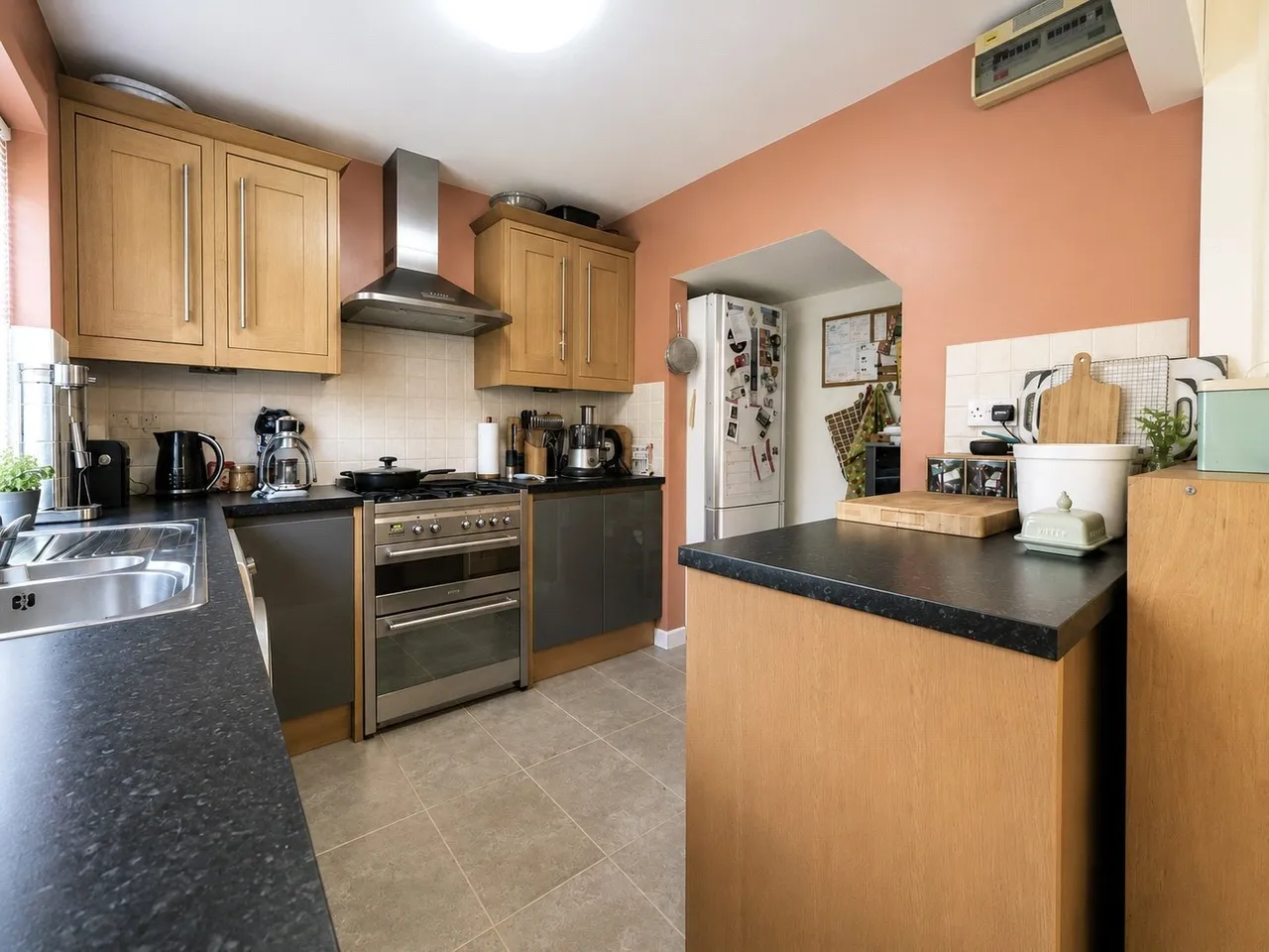 St. Martins Park, Haverfordwest, SA61, photo 7