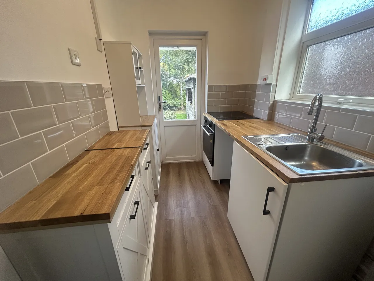 White Farm Road, Four Oaks, B74, photo 2