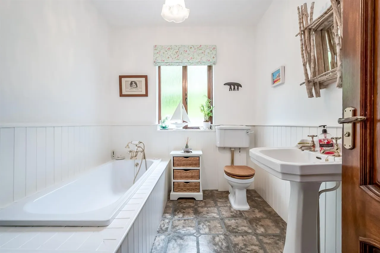 Station Road, craigavad, BT18, photo 10