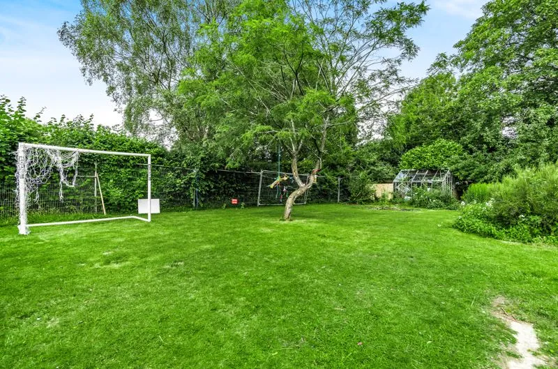 Oakwood Avenue, Purley CR8 1AQ, photo 3