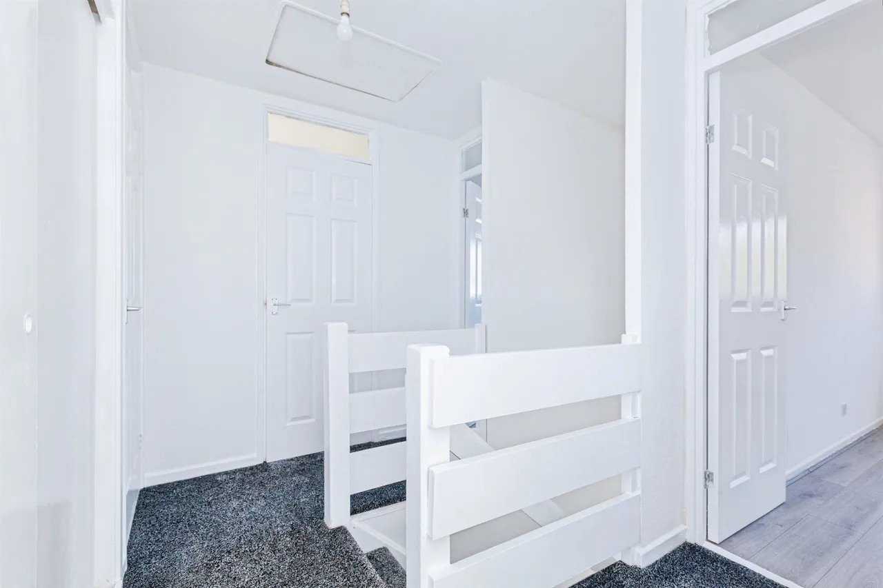 Rowanberry Avenue, Leicester, LE3, photo 16