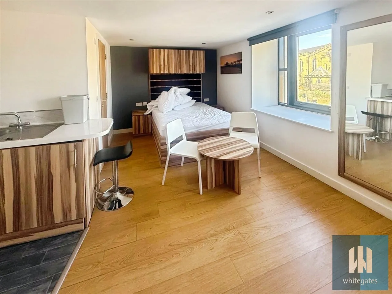 1 bed property to rent, Kirkgate, Huddersfield, HD1