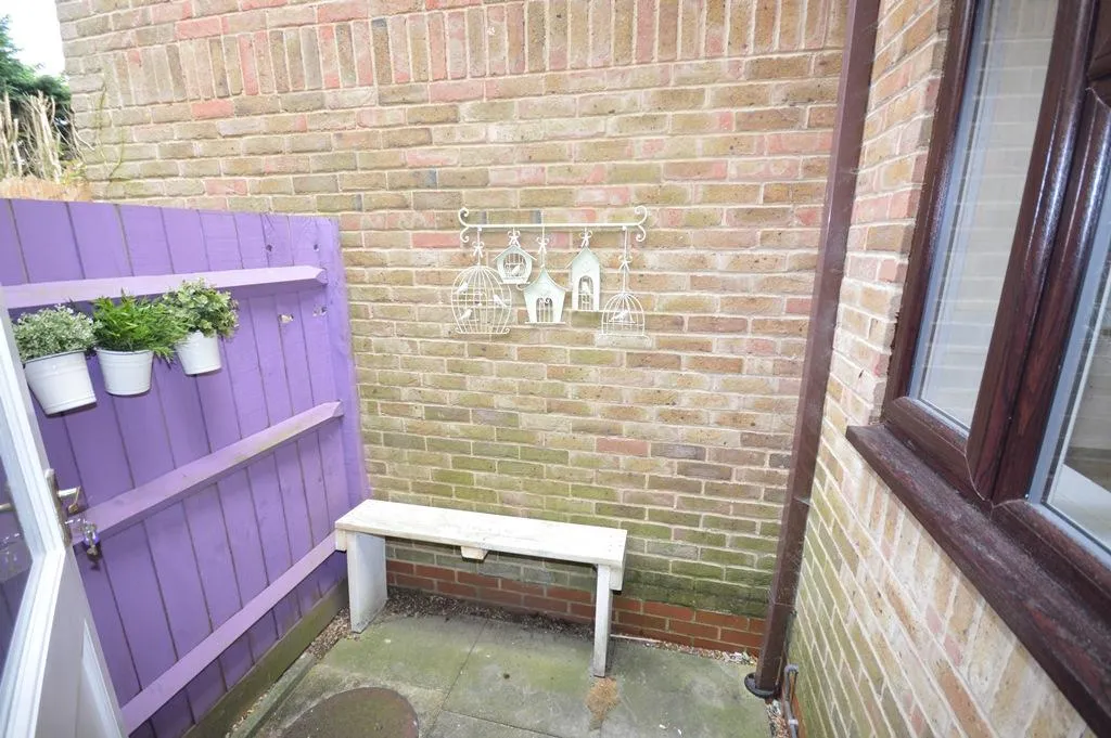 Carvers Croft, Woolmer Green, SG3, photo 7